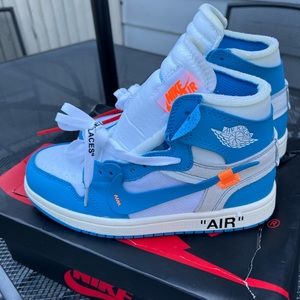 🔥 Authentic Jordan 1 Retro High Off White UNC Size 5Y - size 7 Women 🔥